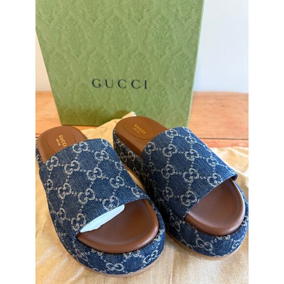 Gucci Monogram GG Denim Slides - NWT - Women's Size 8/38 - Picture 3 of 6